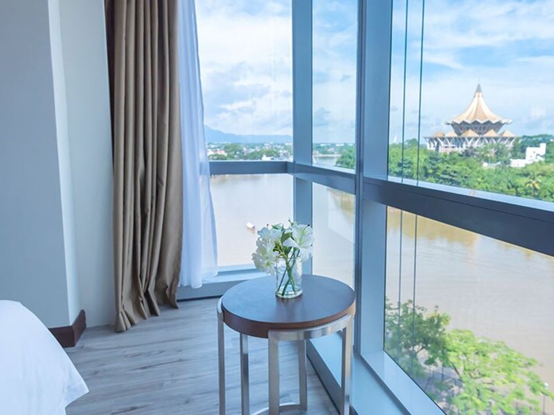 Riverside Majestic Hotel 2 - Exterior