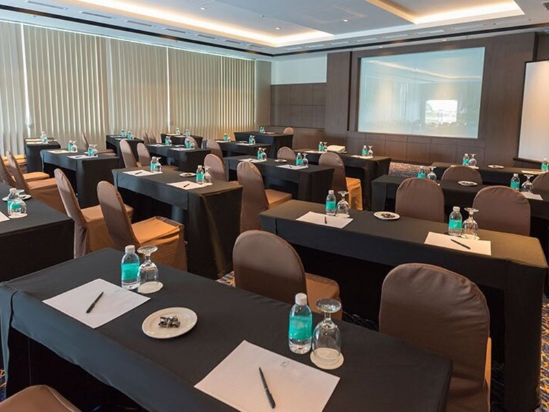 Riverside Majestic Hotel 15 - Restaurant