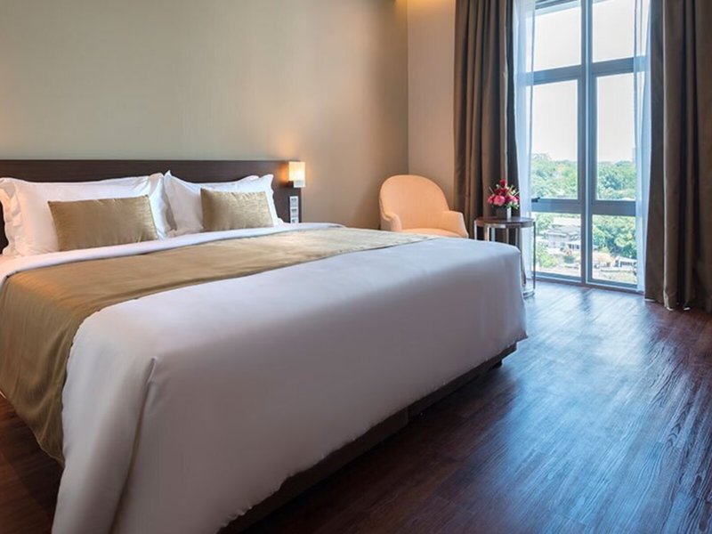 Riverside Majestic Hotel 19 - Room Example