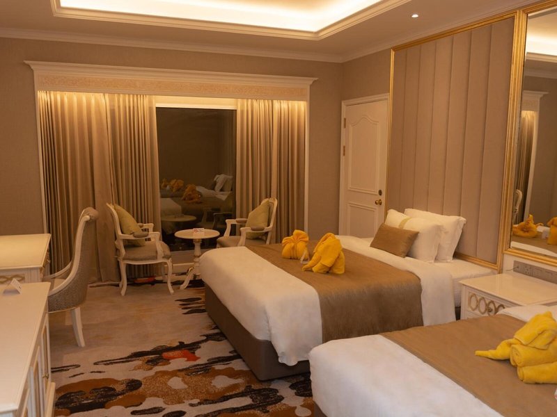 Riverside Majestic Hotel 31 - Room Example