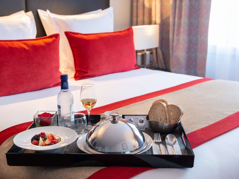 Quality Suites Bordeaux Aeroport & Spa 10