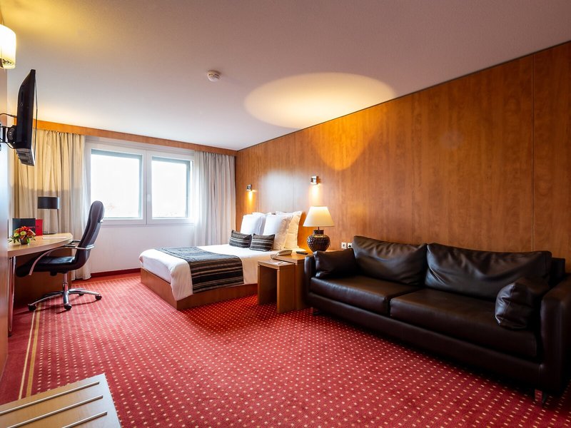 Quality Suites Bordeaux Aeroport & Spa 25