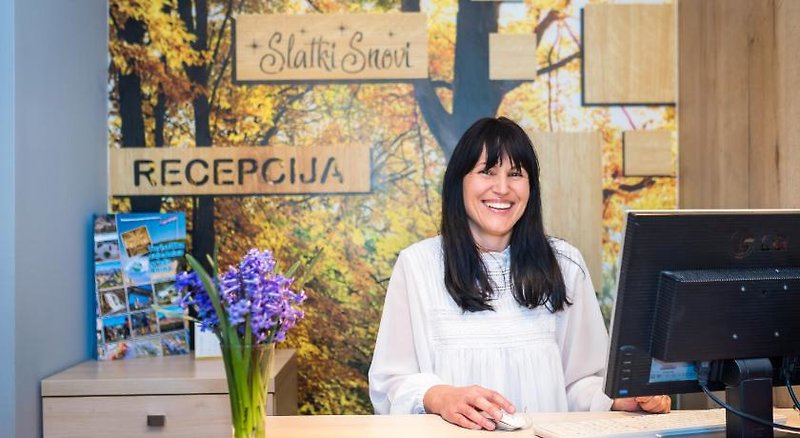 Slatki Snovi Li 4 - People