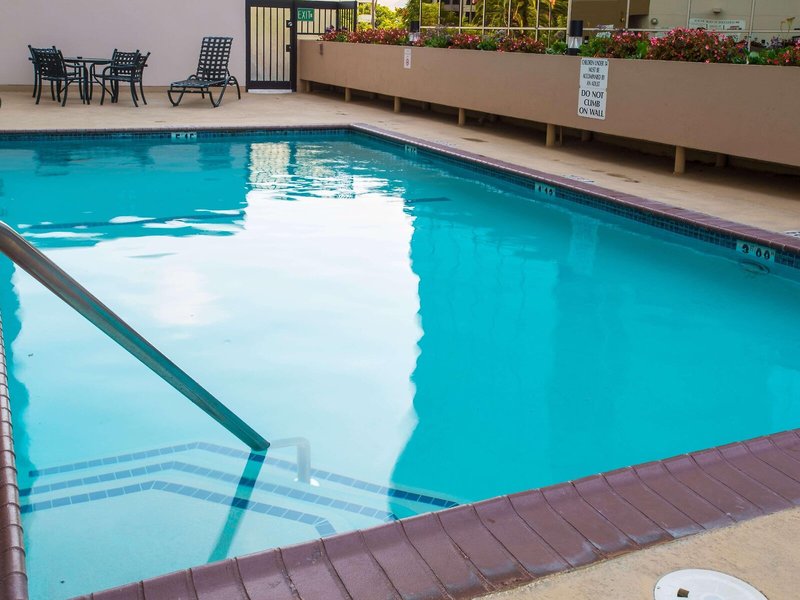 Crowne Plaza Los Angeles International Airport 7