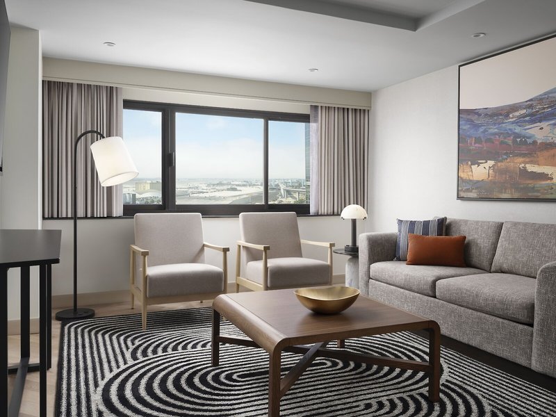 Crowne Plaza Los Angeles International Airport 39