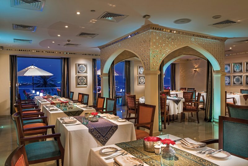 Crowne Plaza Muscat 25