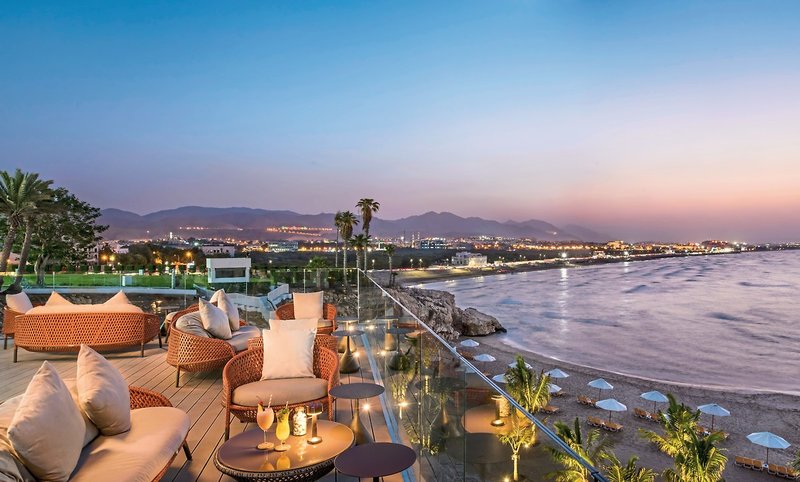 Crowne Plaza Muscat 28