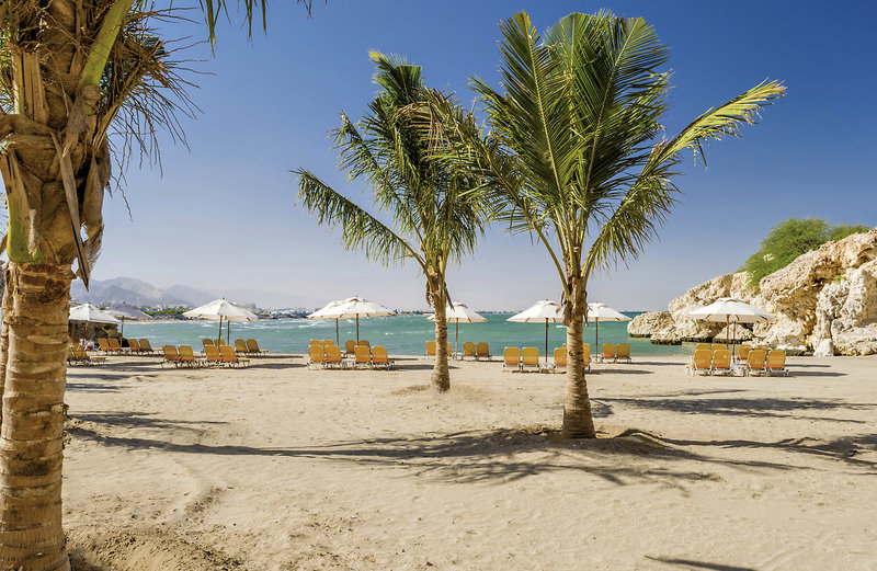 Crowne Plaza Muscat 38