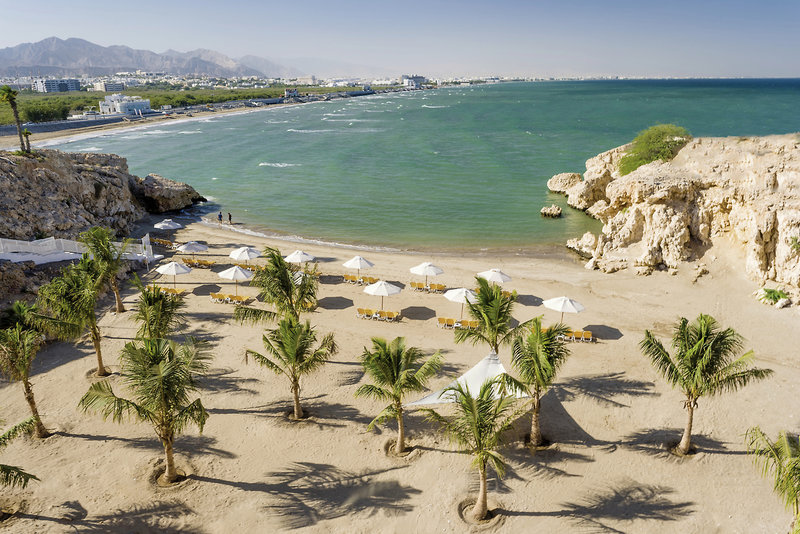 Crowne Plaza Muscat 39