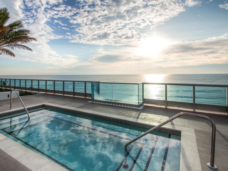 Monte Carlo Miami Beach Condo by Churchill Suites 20
