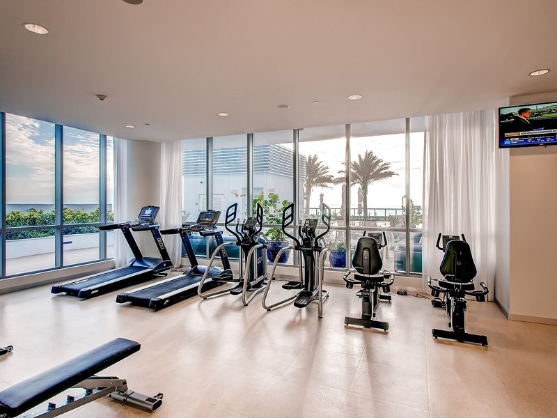 Monte Carlo Miami Beach Condo by Churchill Suites 42