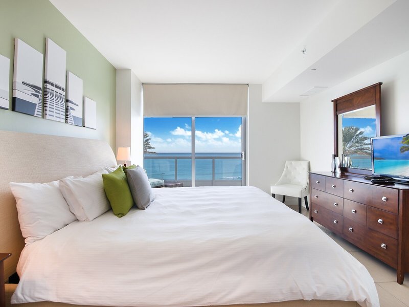 Monte Carlo Miami Beach Condo by Churchill Suites 45