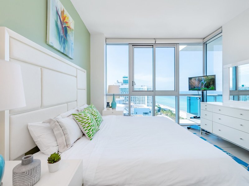 Monte Carlo Miami Beach Condo by Churchill Suites 46