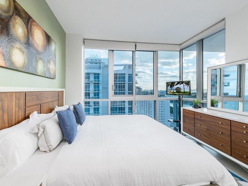 Monte Carlo Miami Beach Condo by Churchill Suites 47