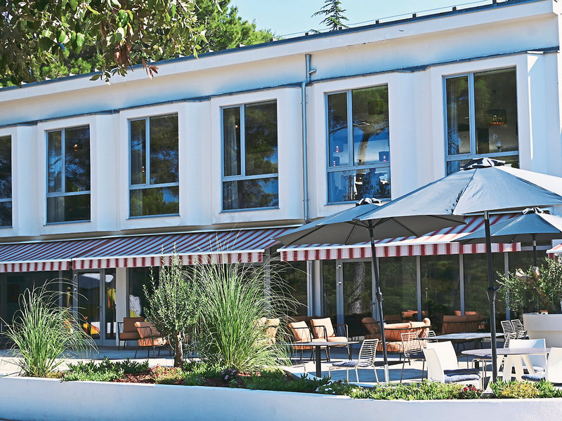 Crvena Luka Resort 9