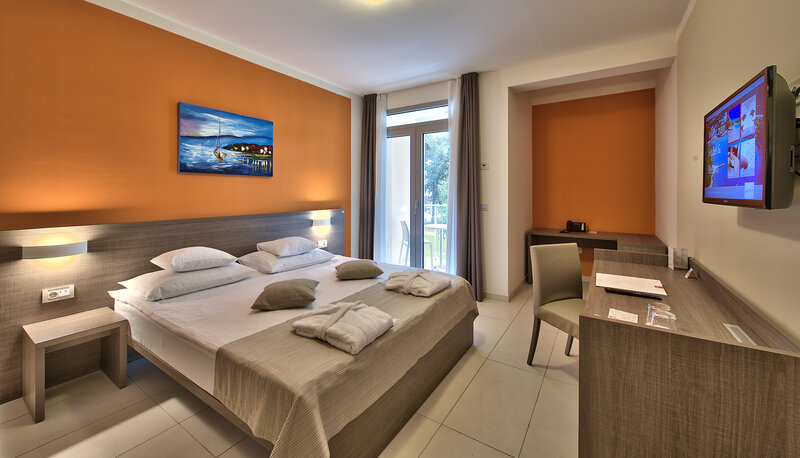 Crvena Luka Resort 12