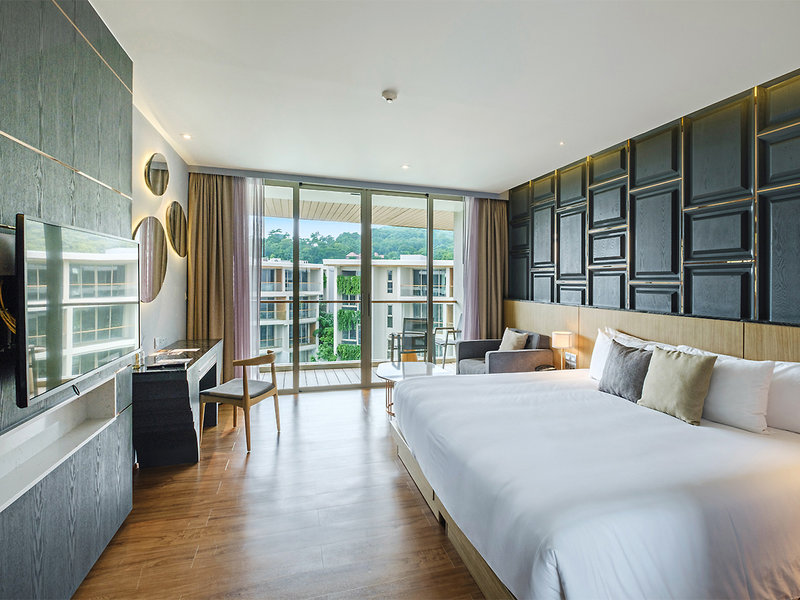 Wyndham Grand Nai Harn Beach Phuket 3