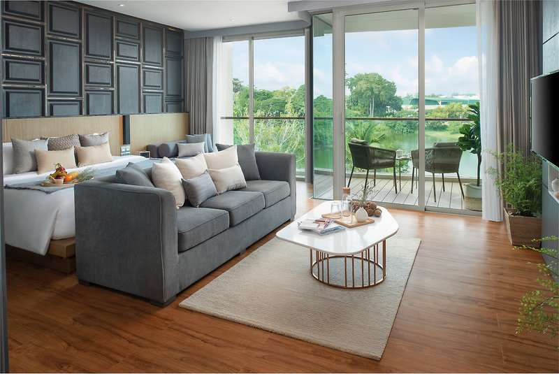 Wyndham Nai Harn Beach Phuket 10