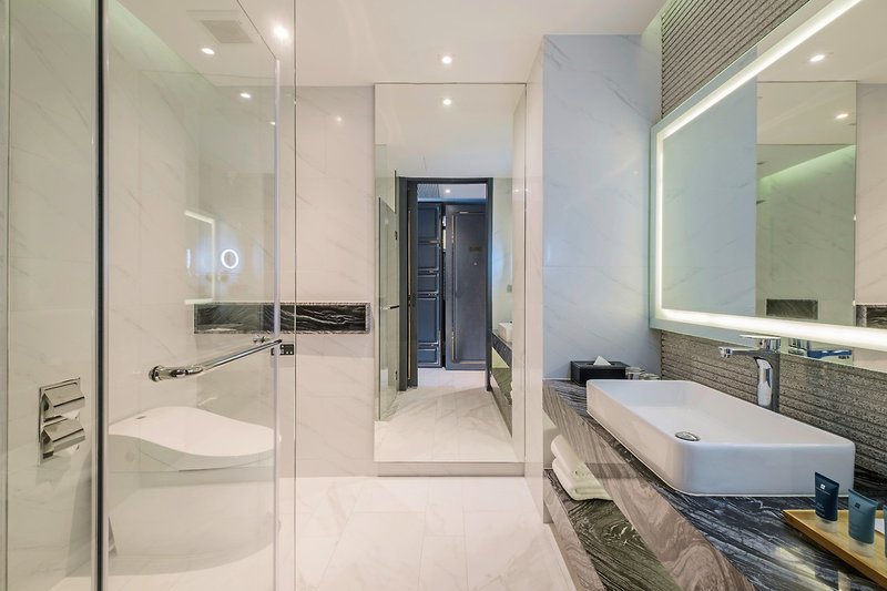 Wyndham Nai Harn Beach Phuket 13