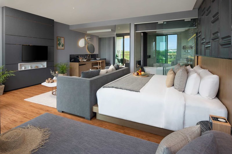 Wyndham Nai Harn Beach Phuket 16