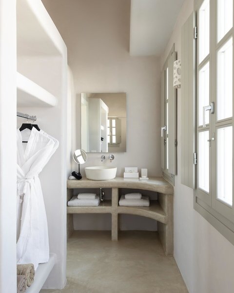 Danae Suites 28