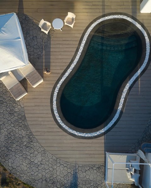 Danae Suites 34