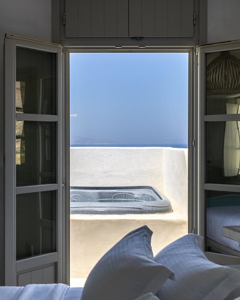 Danae Suites 42