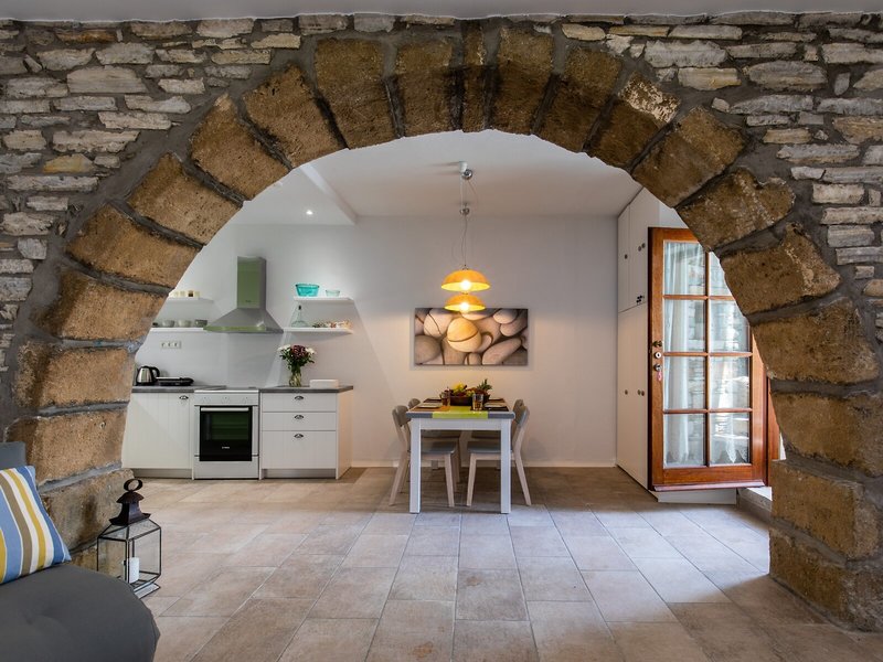 Arco Naxos Luxury Apartments 25