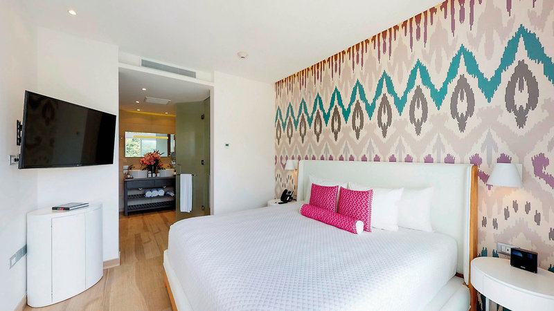 The Fives Beach Hotel & Residences 3
