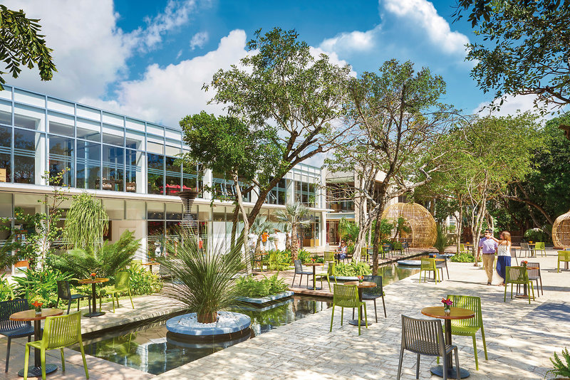 The Fives Beach Hotel & Residences 7