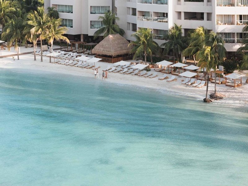 Isla Mujeres Palace