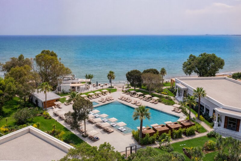 Merit Royal Gardens Hotel 10