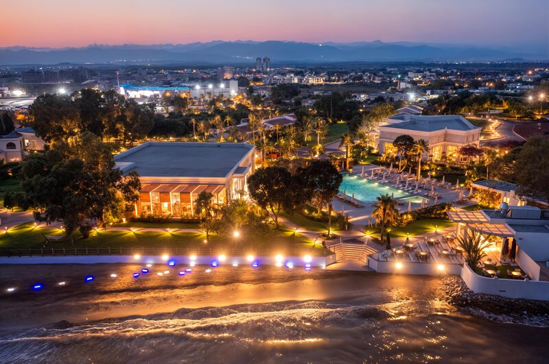 Merit Royal Gardens Hotel 35