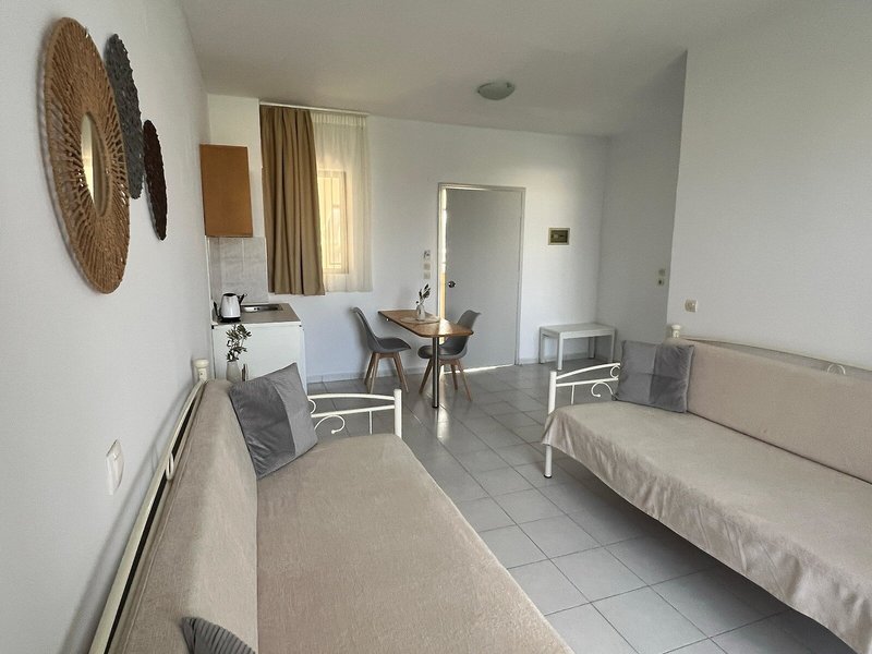 Ivory Hotel 13