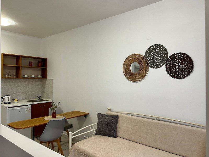 Ivory Hotel 21