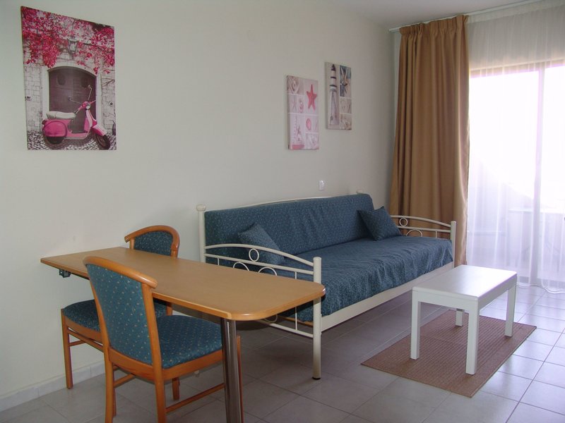 Ivory Hotel 10