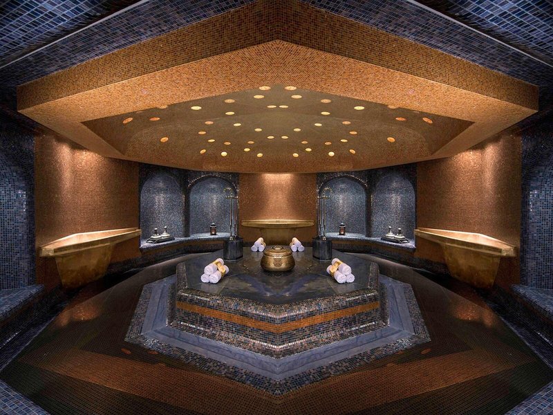 La Cigale Hotel 6