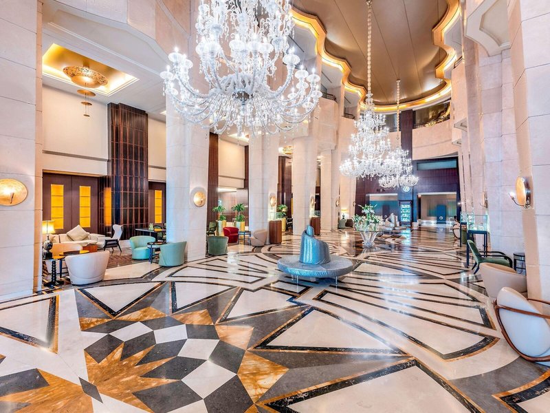 La Cigale Hotel 12