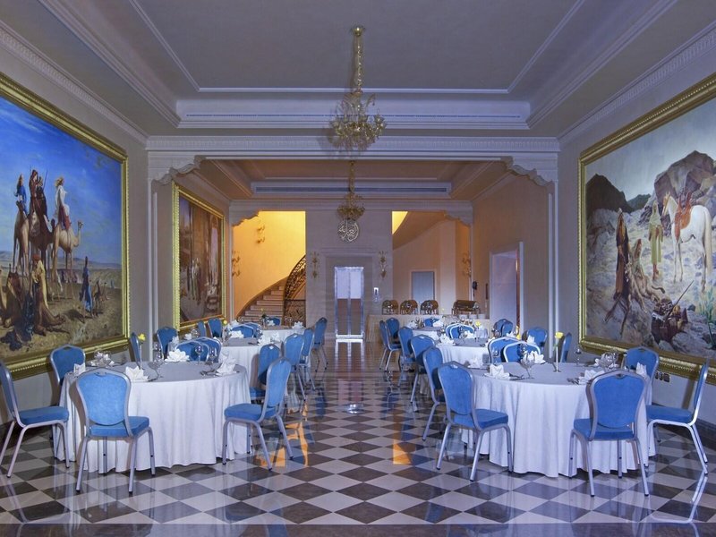 La Cigale Hotel 14