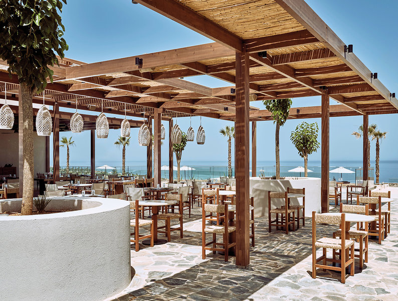 The Royal Senses 6 - Terrace