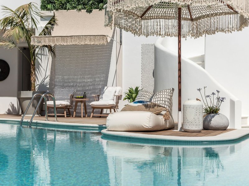 Virtu Suites 18