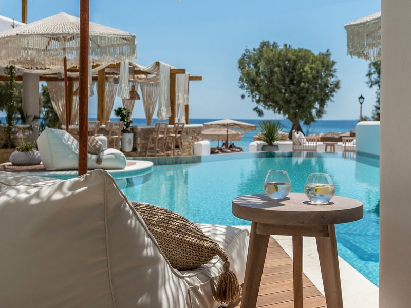 Virtu Suites 24