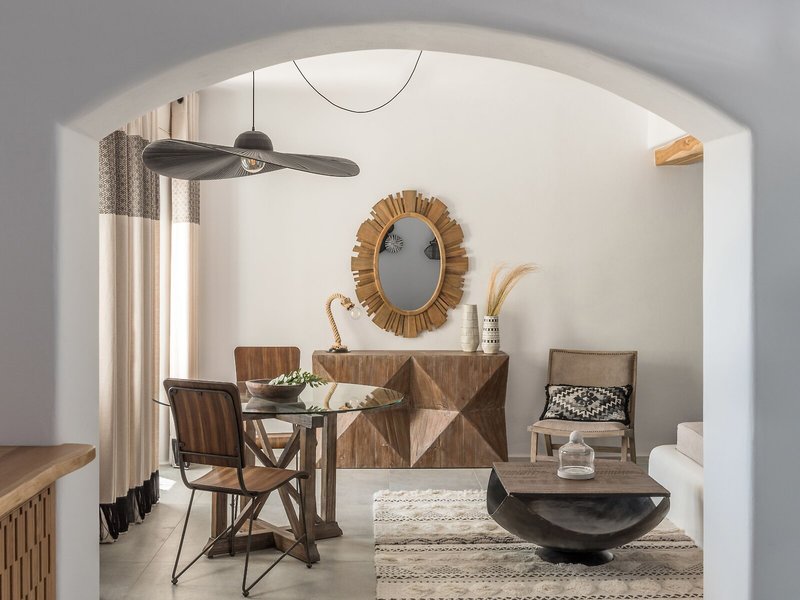 Virtu Suites 34