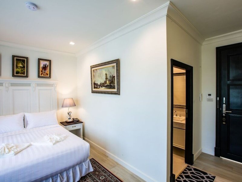 Merchant Villa 7