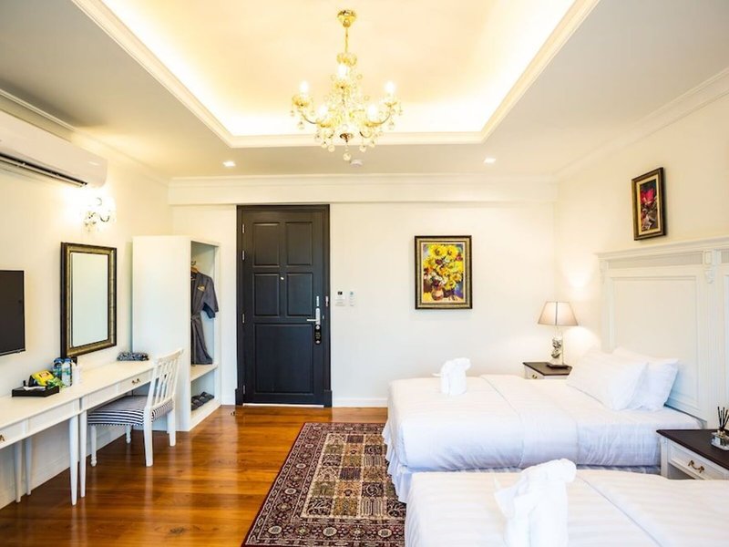 Merchant Villa 14