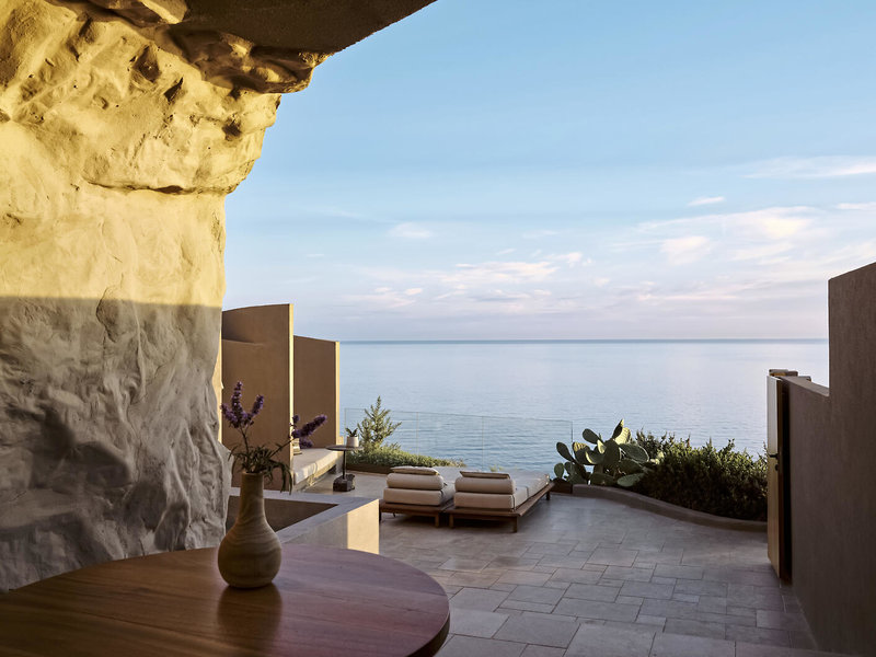 Acro Suites A Wellbeing Resort 10