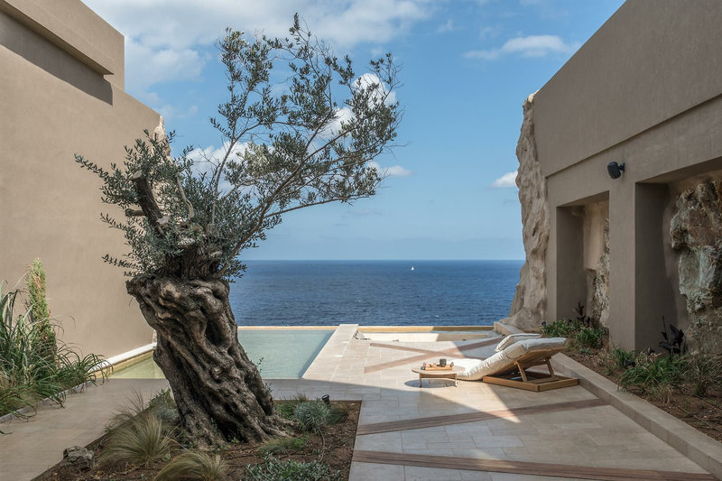 Acro Suites A Wellbeing Resort 8
