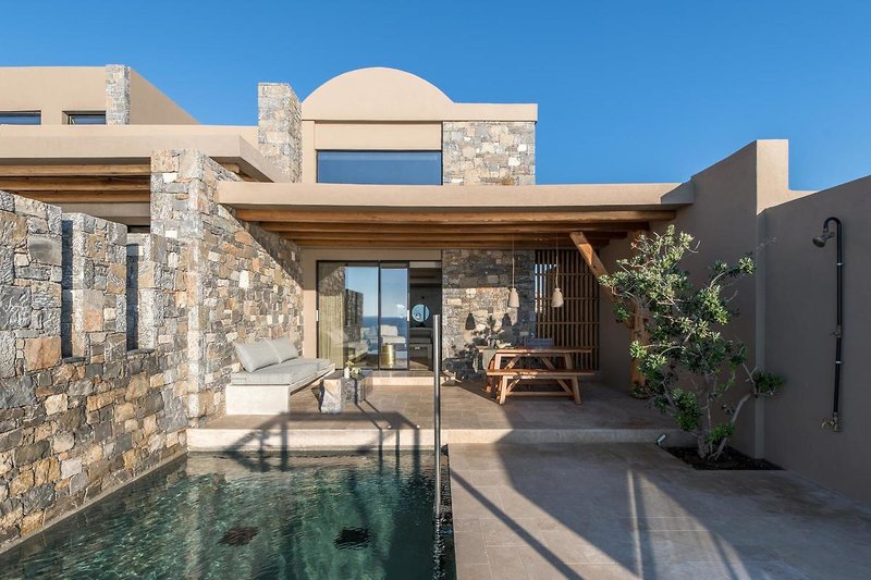 Acro Suites A Wellbeing Resort 9