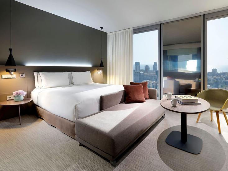 Meliá Barcelona Sky 1