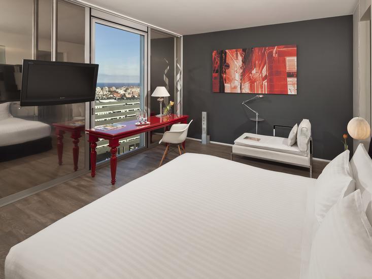 Meliá Barcelona Sky 6